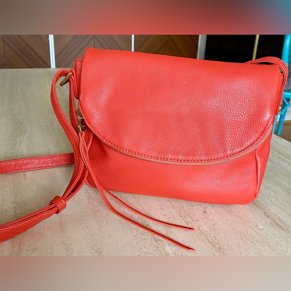 LIKE NEW - HOBO Red Leather Crossbody | ~10.5” W x 7.5”T x 2.5”D
